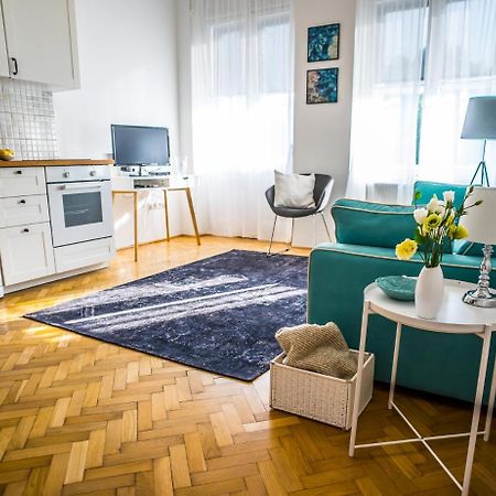 Ybl Apartment City Center Székesfehérvár Exterior foto